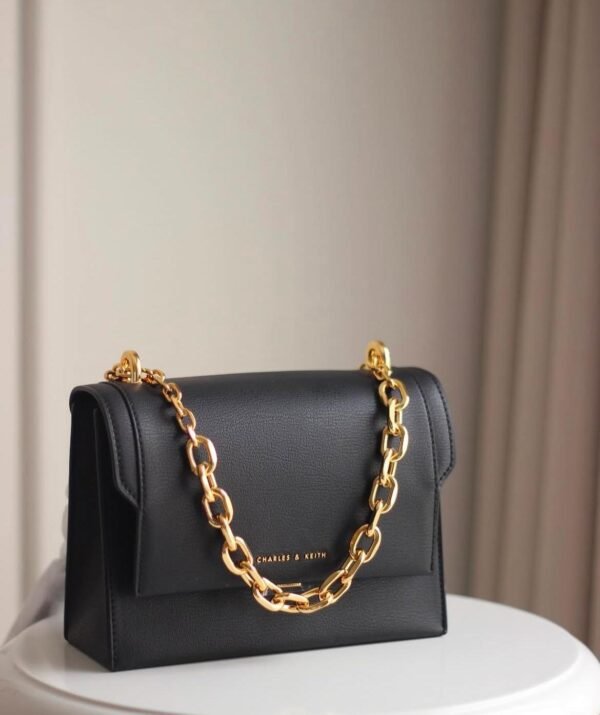 Front Flap Chain Handle Crossbody Bag - Black