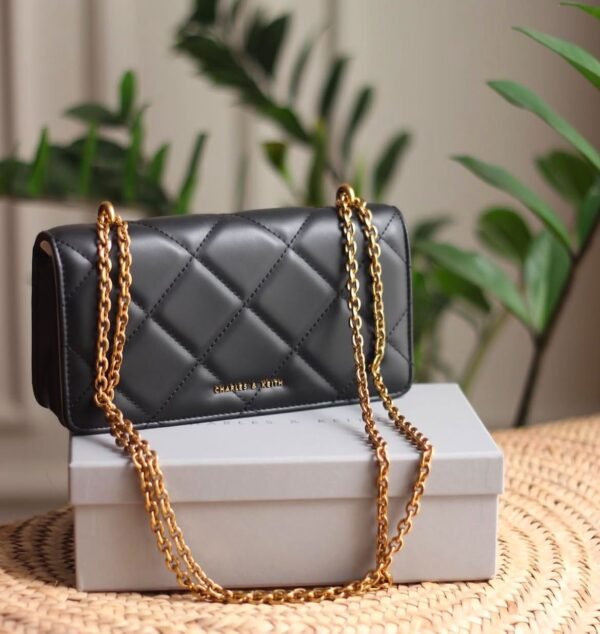 CHARLES AND KEITH - BLACK CROSSBODY